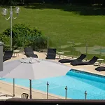 Novotel Hotel 4*