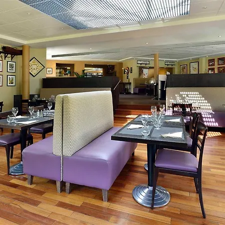 Otel Novotel Bayeux