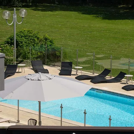 Novotel Hotel 4*