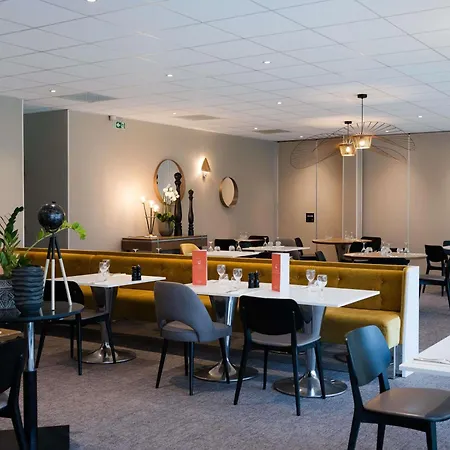 Otel Novotel 4*