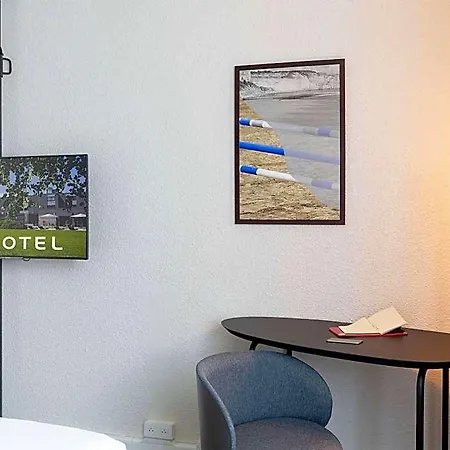 Novotel 4*