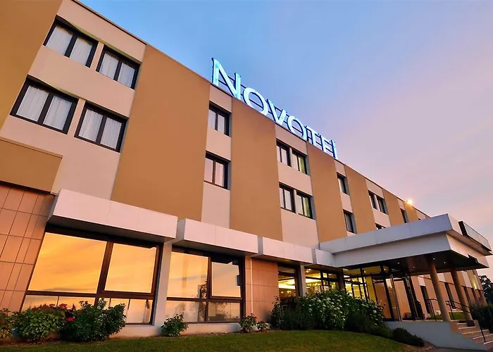 Отель Novotel
