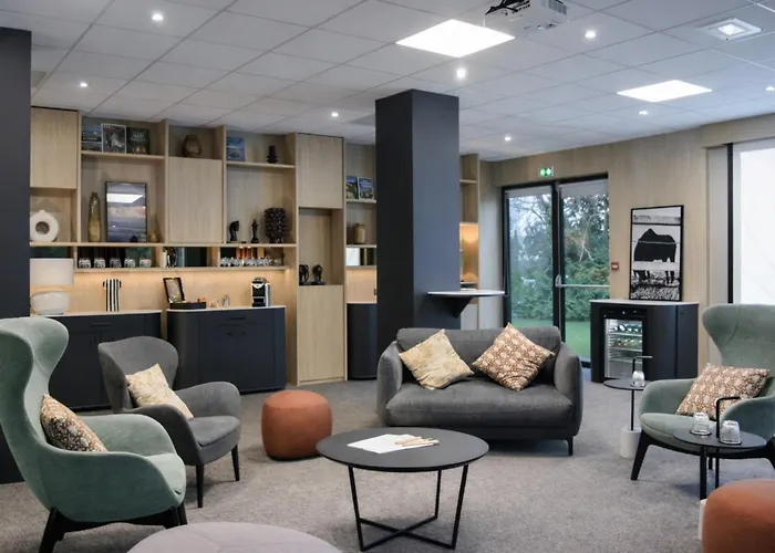 诺沃特巴耶酒店 4*